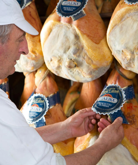 Prosciutto crudo di Parma DOP Zuarina 18-20 mesi disossato addobbo - CLAI