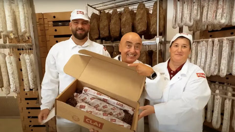Comment nous expédions le salami et le fromage à partir du commerce électronique de CLAI