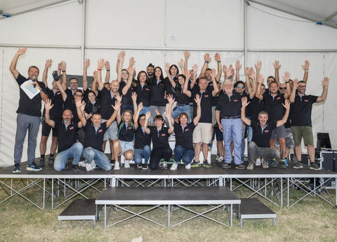 Foto di gruppo della cooperativa CLAI