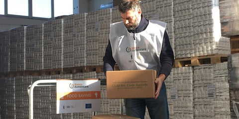 CLAI ist eine Kette der Güte zu Weihnachten: 200.000 Mahlzeiten für Bedürftige dank des Netzes der Banco Alimentare gespendet